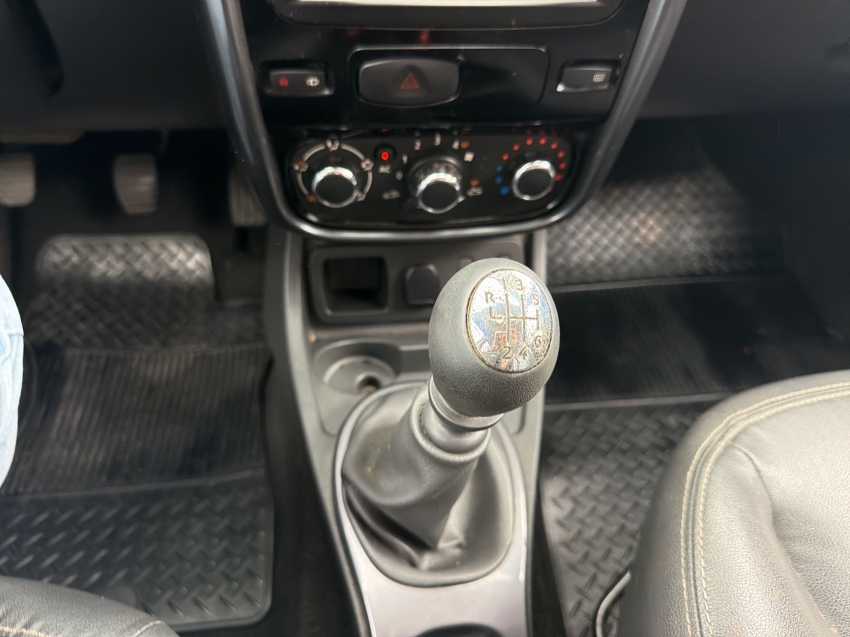 renault duster 2.0 tech road ii 4x2 16v flex 4p manual 20158