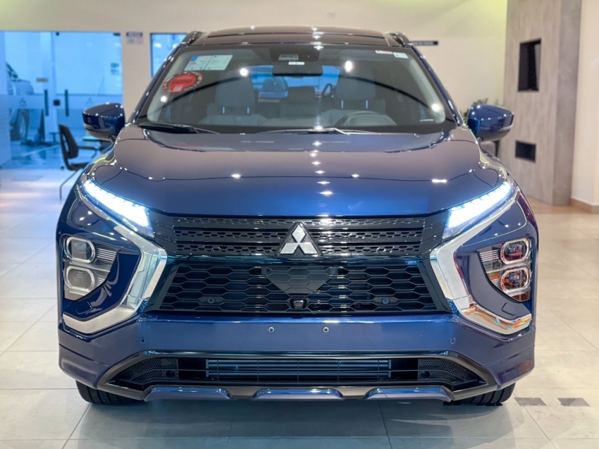 mitsubishi eclipse cross hpe - s awc 1.5 gasolina 4p automatico 2024 mitsubishi eclipse cross hpe - s awc 1.5 gasolina 4p automatico 2024