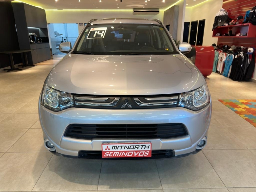mitsubishi outlander 2.0 gasolina 4p automatico 2014 mitsubishi outlander 2.0 gasolina 4p automatico 2014