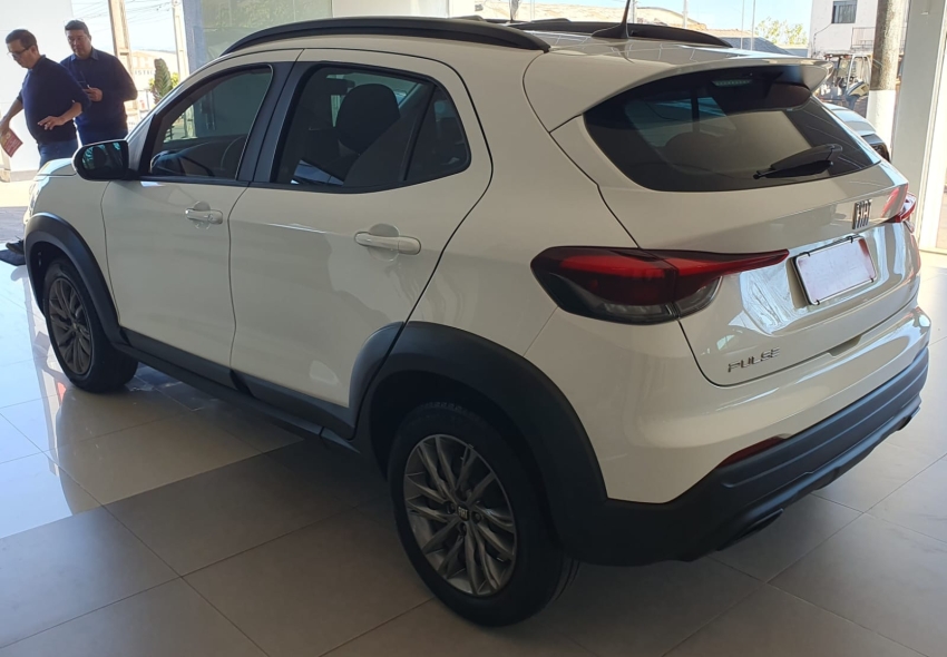 fiat pulse 1.3 flex drive cvt 4p automatico 2023 fiat pulse 1.3 flex drive cvt 4p automatico 2023