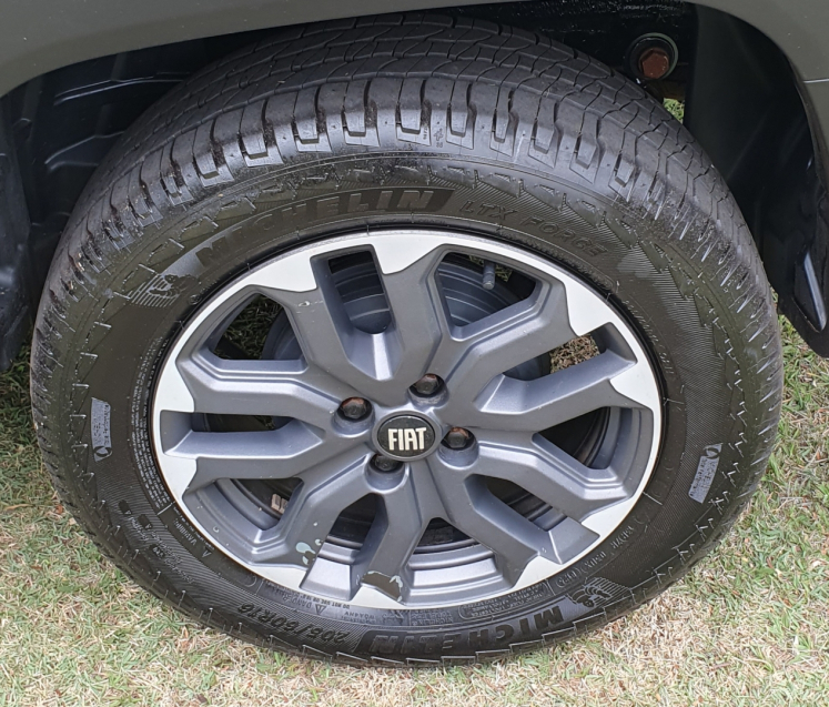 fiat strada 1.0 turbo 200 flex ultra cd cvt 4p automatico 2024 fiat strada 1.0 turbo 200 flex ultra cd cvt 4p automatico 2024