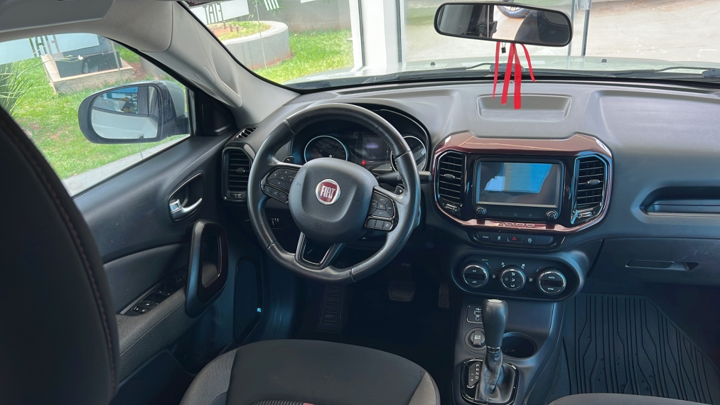 fiat toro flex freedom 1.8 automatica completa19