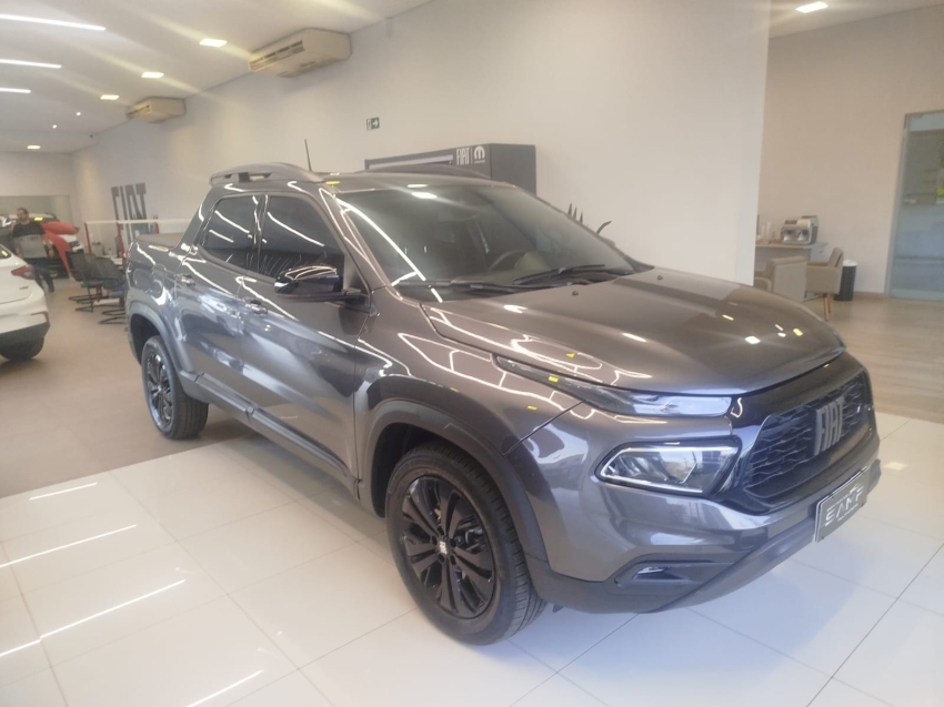 fiat toro 1.3 turbo 270 flex volcano at6 4p automatico 20252