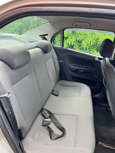 volkswagen voyage 1.0 mi 8v flex 4p manual 20135