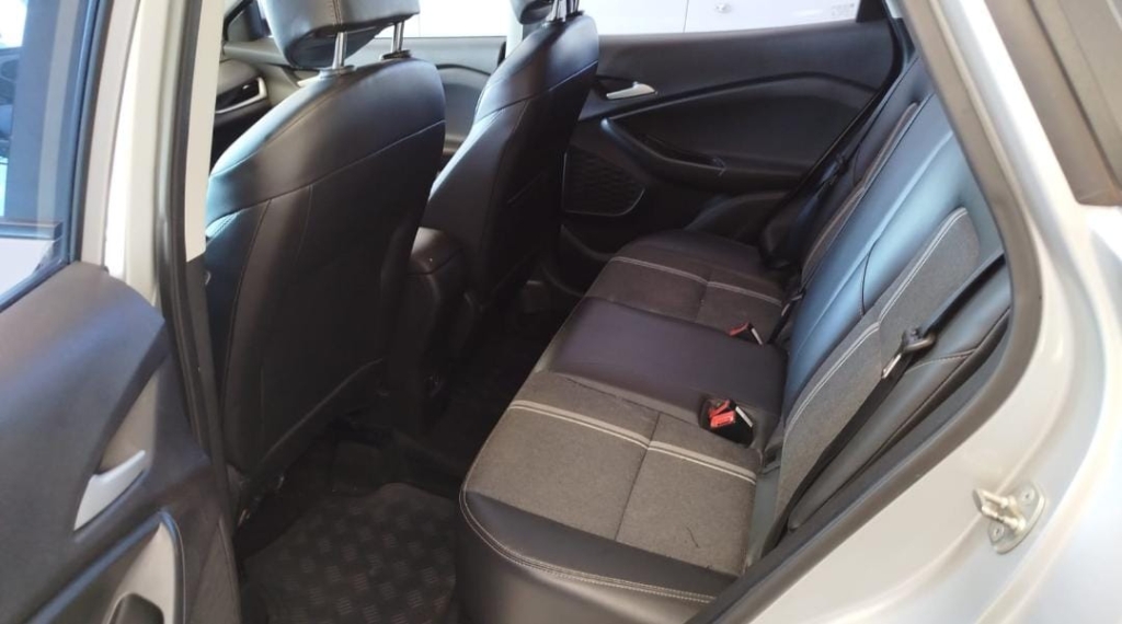 chevrolet tracker 1.0 turbo flex ltz automatico 2023 chevrolet tracker 1.0 turbo flex ltz automatico 2023