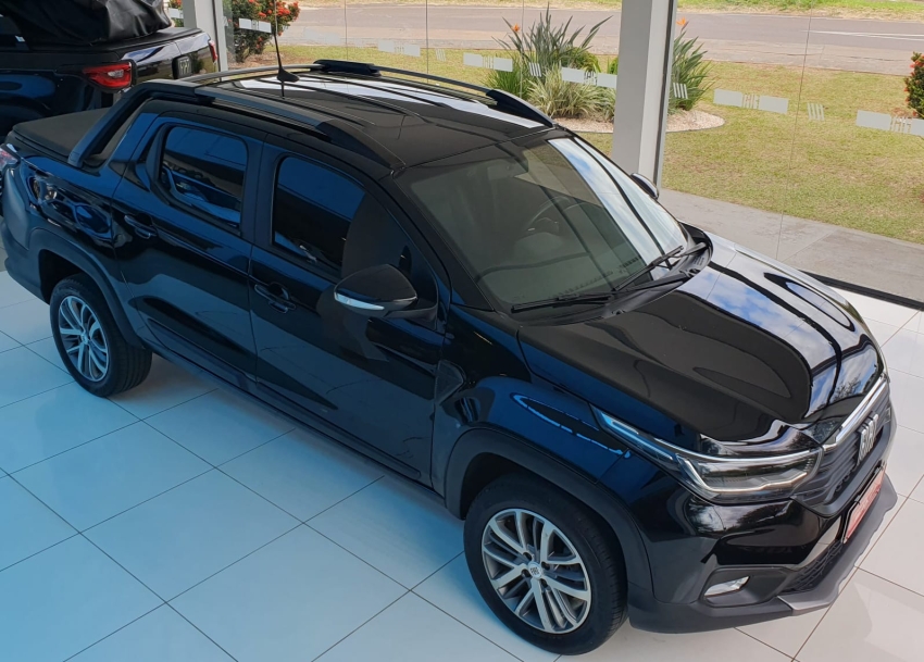 fiat strada 1.3 firefly flex volcano cd cvt 2022 fiat strada 1.3 firefly flex volcano cd cvt 2022