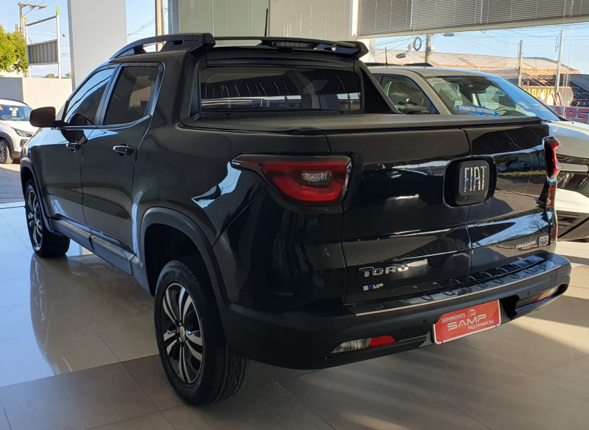 fiat toro 1.3 turbo 270 flex freedom at6 4p automatico 2023 fiat toro 1.3 turbo 270 flex freedom at6 4p automatico 2023