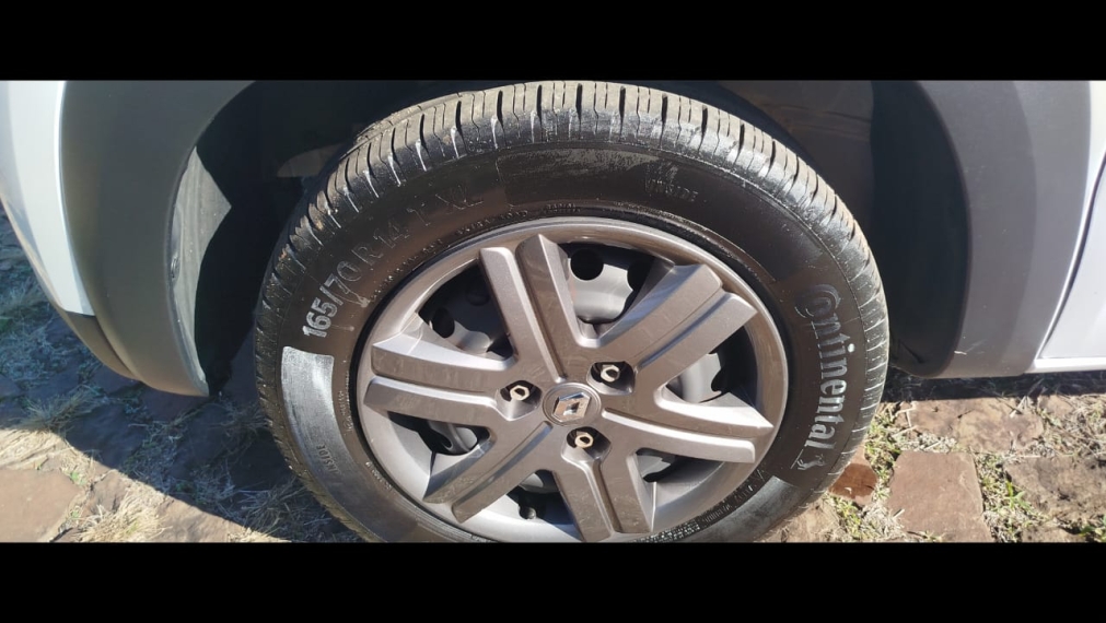 renault kwid 1.0 12v sce flex zen manual 4p 2024 renault kwid 1.0 12v sce flex zen manual 4p 2024