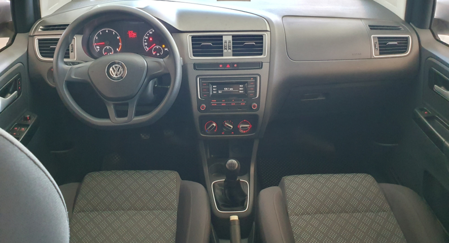 volkswagen fox 1.6 msi trendline 8v flex 4p manual 2017