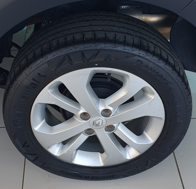 renault sandero 1.6 stepway 8v flex 4p manual 2017