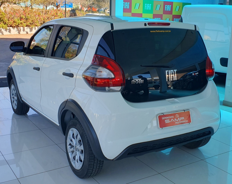fiat mobi 1.0 evo flex like. manual 4p 2023 fiat mobi 1.0 evo flex like. manual 4p 2023