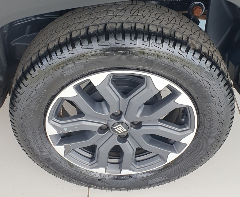 fiat strada 1.0 turbo 200 flex ultra cd cvt 4p automatico 2024