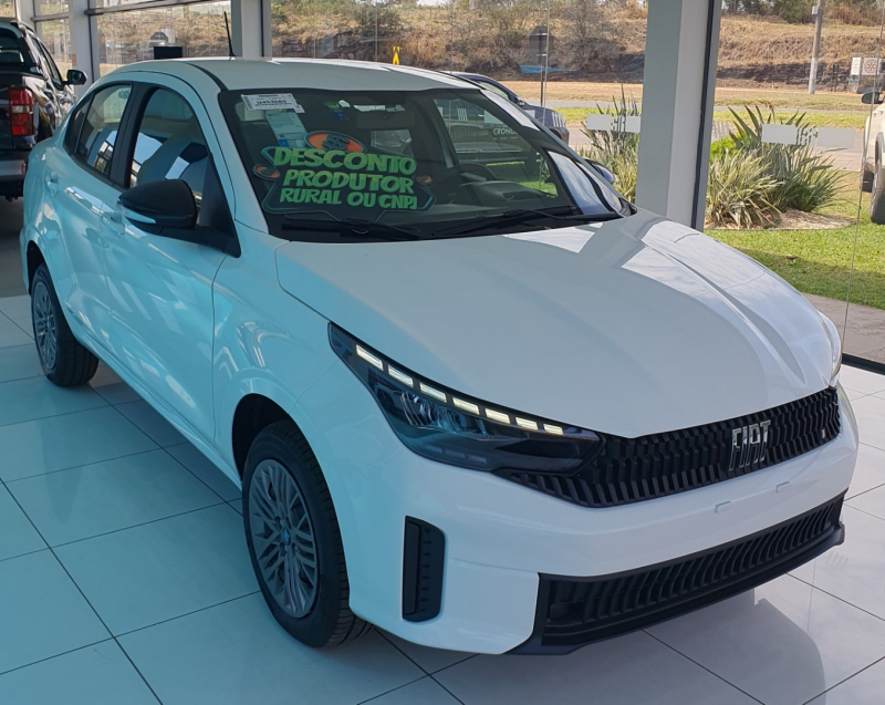 fiat cronos 1.3 firefly flex drive cvt 4p automatico 2026