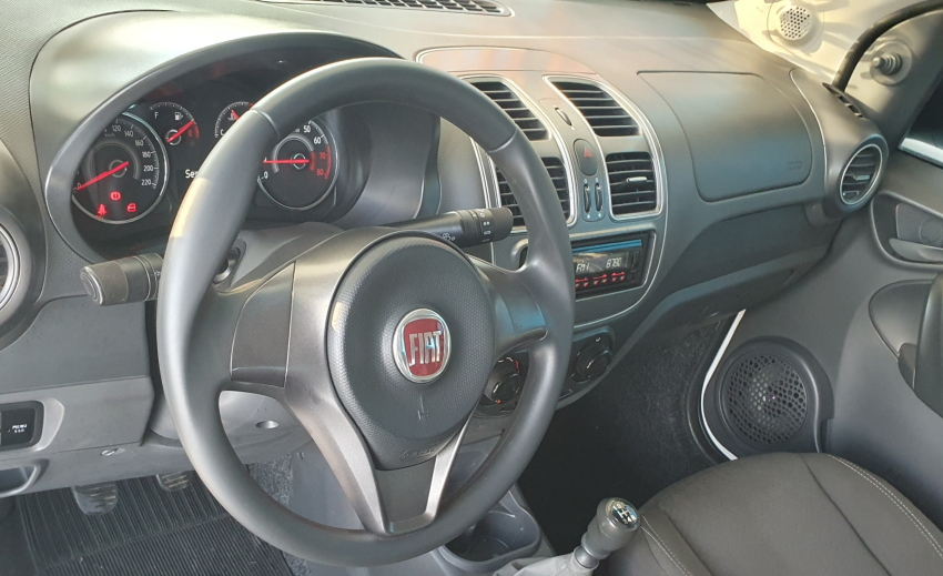 fiat grand siena 1.4 mpi attractive 8v flex 4p manual 2021