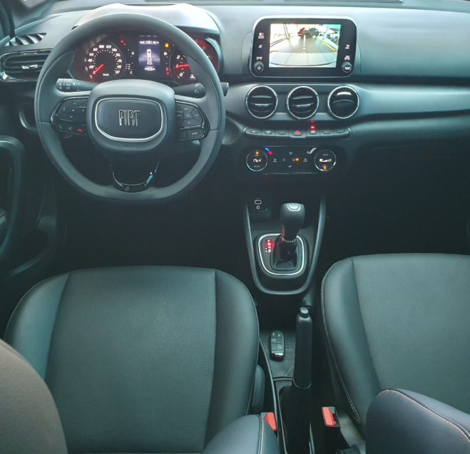 fiat argo 1.3 firefly flex trekking cvt 4p automatico 2025