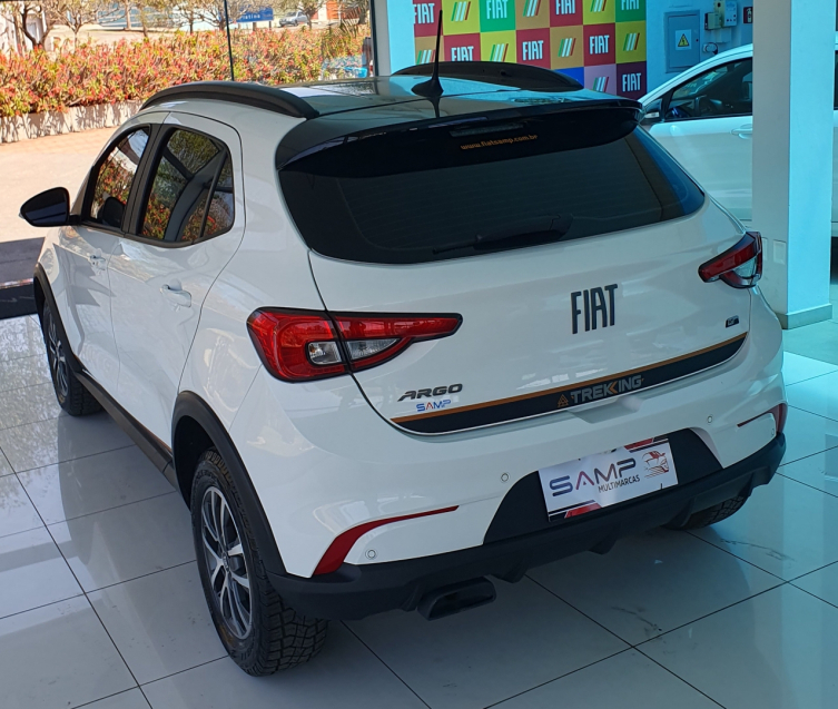 fiat argo 1.3 firefly flex trekking cvt 4p automatico 2025