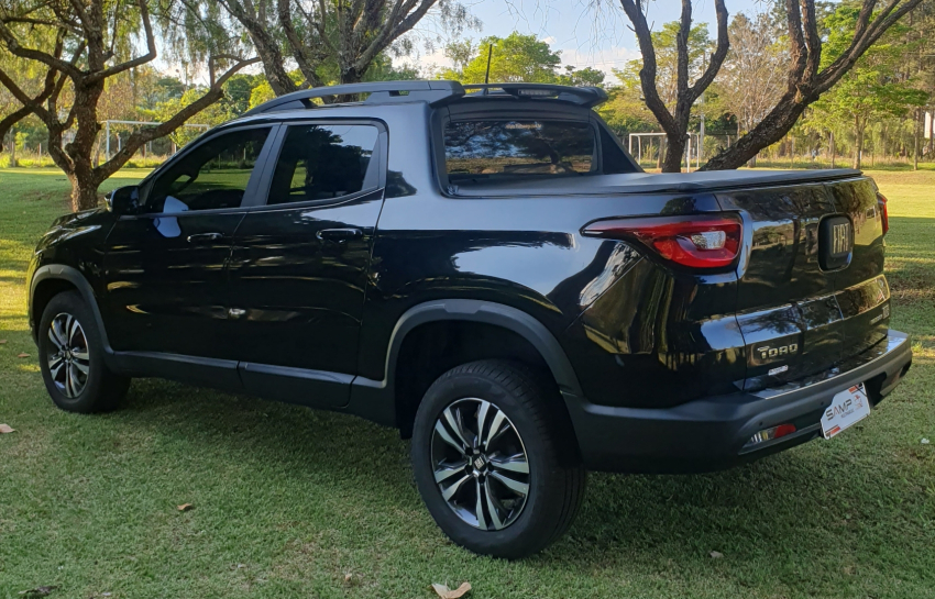 fiat toro 1.3 turbo 270 flex freedom at6 4p automatico 20256