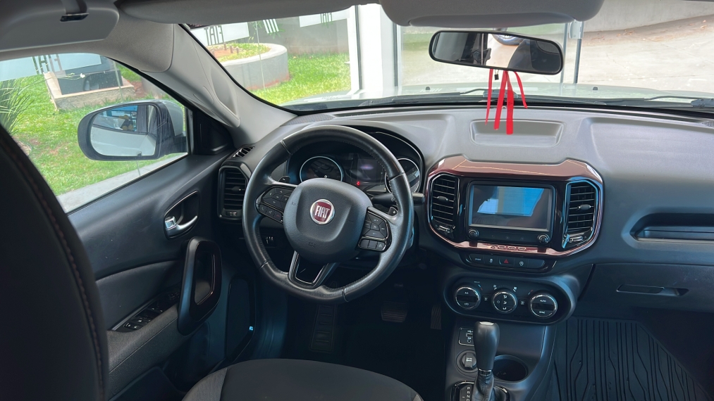 fiat toro flex freedom 1.8 automatica completa17
