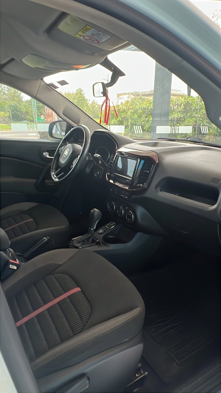 fiat toro flex freedom 1.8 automatica completa8