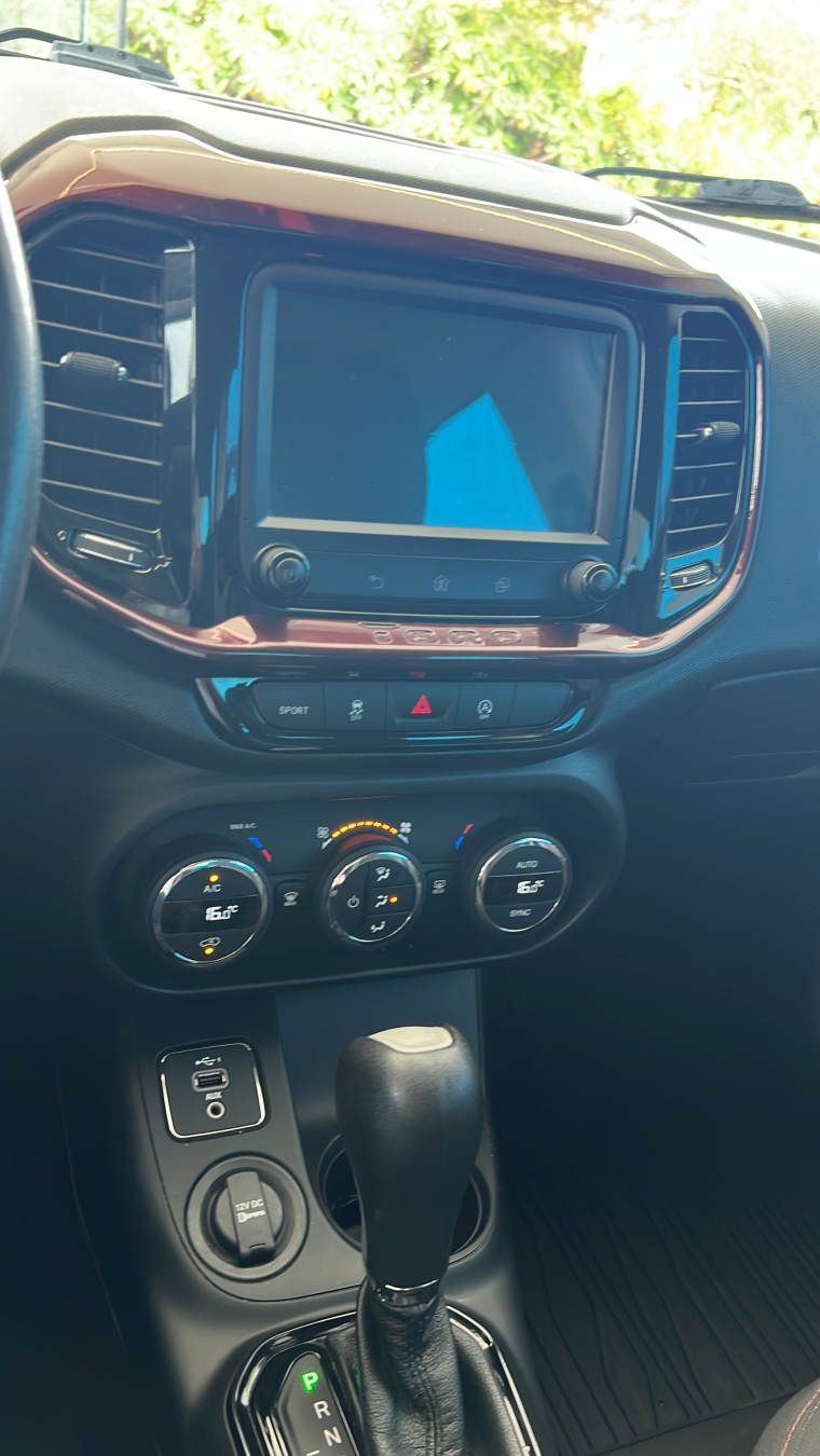 fiat toro flex freedom 1.8 automatica completa11