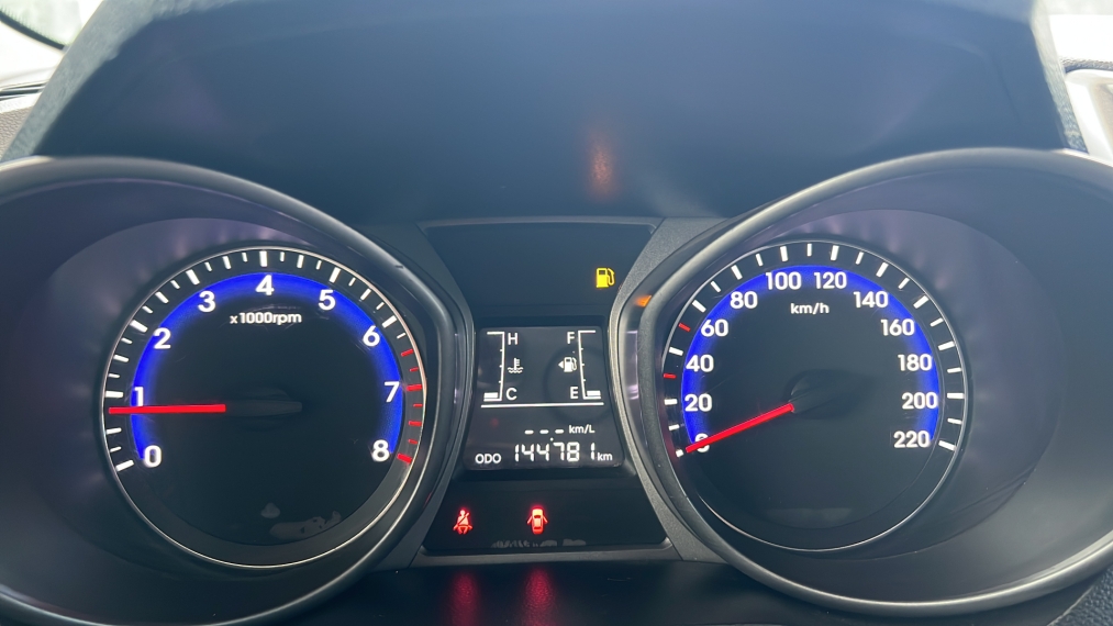 hyundai hb20 1.6 comfort plus 16v flex 4p manual 201515