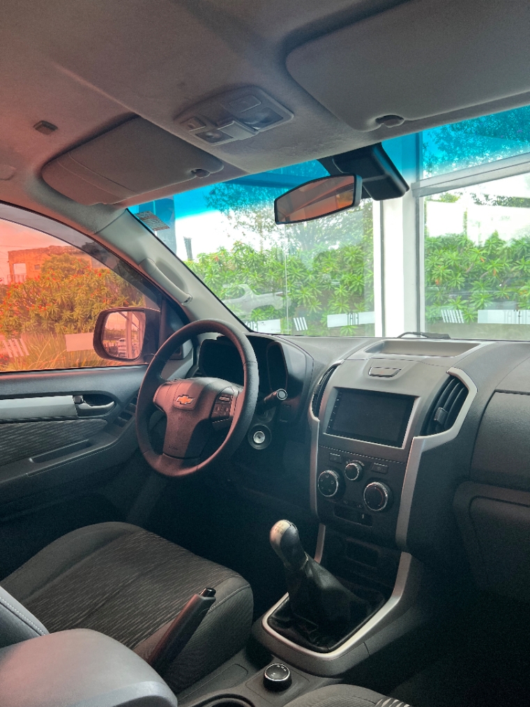 chevrolet s10 2.8 lt 4x4 cd 16v turbo diesel 4p manual 201410