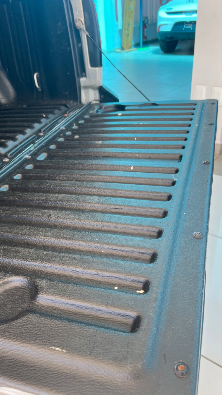 volkswagen saveiro 1.6 cross ce 16v flex 2p manual 201713