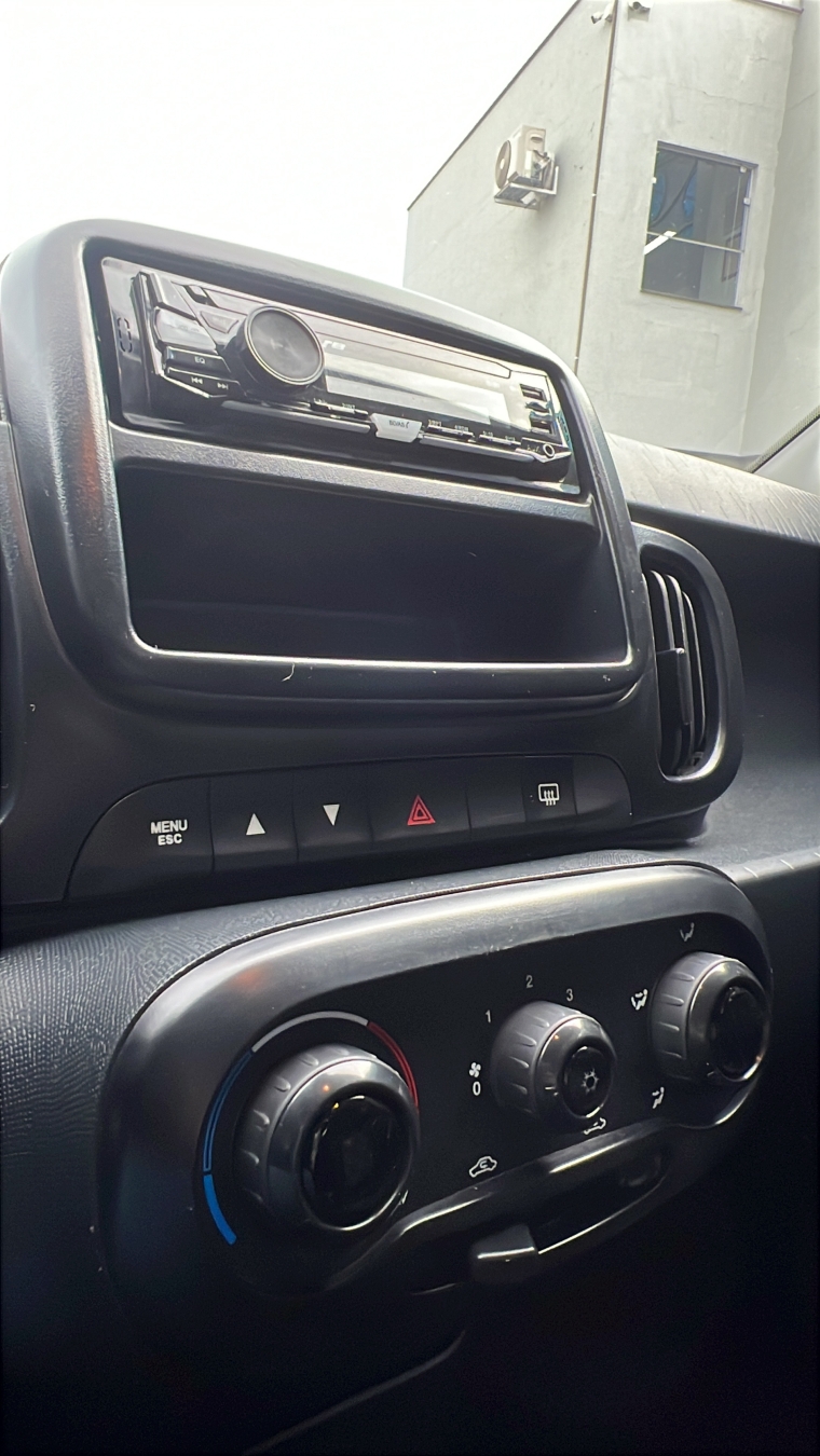 fiat mobi 1.0 evo flex like. manual 4p 202315