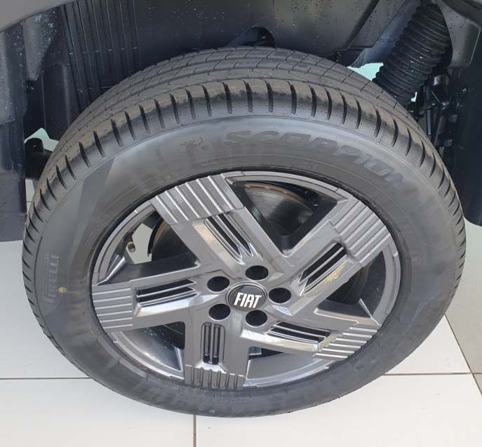 fiat toro 1.3 turbo 270 hybrid volcano at6 flex 4p automatico 202711