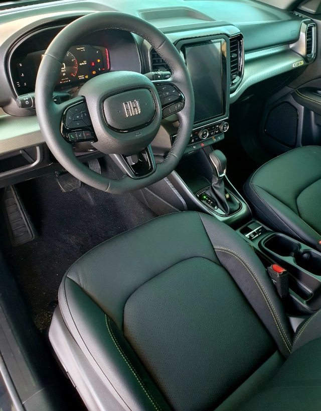fiat toro 1.3 turbo 270 hybrid volcano at6 flex 4p automatico 20272