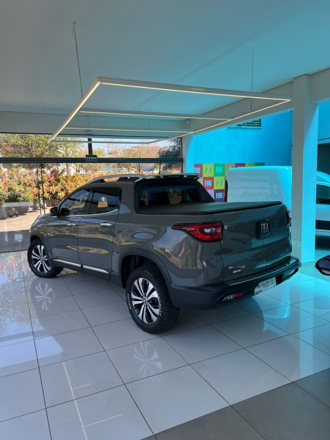 fiat toro 2.0 16v turbo diesel volcano 4wd at9 4p automatico 20254