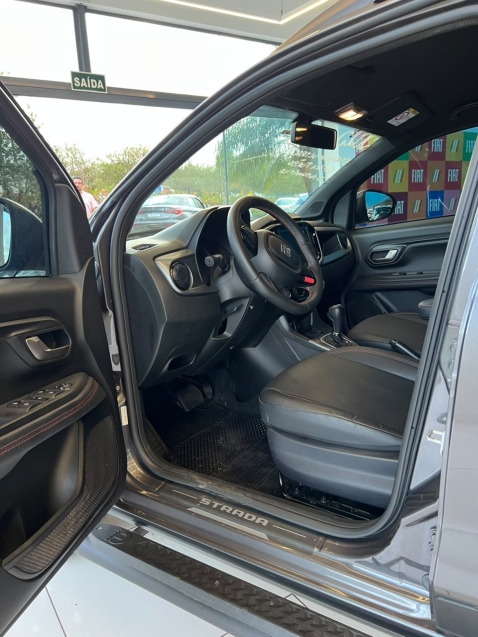 fiat strada 1.0 turbo 200 flex ultra cd cvt 4p automatico 202514