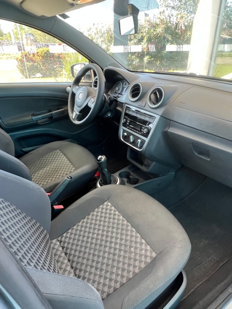 volkswagen voyage 1.0 mi comfortline 8v flex 4p manual 201515