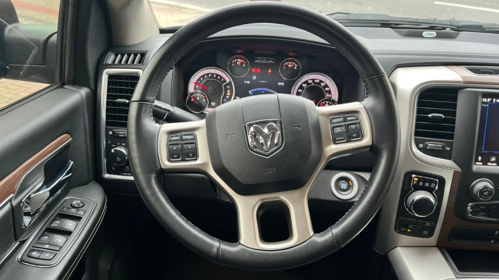 ram classic 5.7 v8 gasolina laramie cd 4x4 automatico 4p 2023 ram classic 5.7 v8 gasolina laramie cd 4x4 automatico 4p 2023
