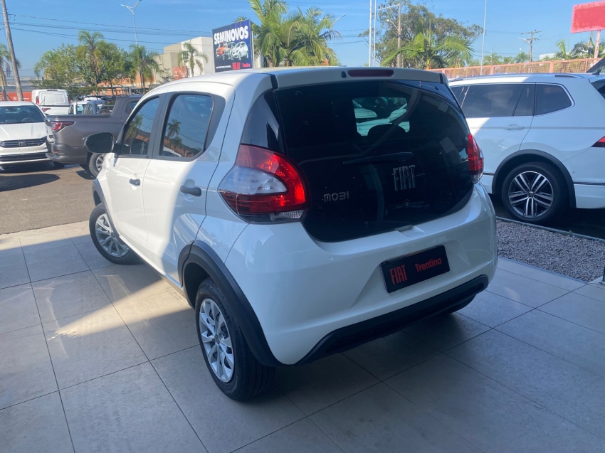 fiat mobi 1.0 evo flex like. manual 4p 2024 fiat mobi 1.0 evo flex like. manual 4p 2024