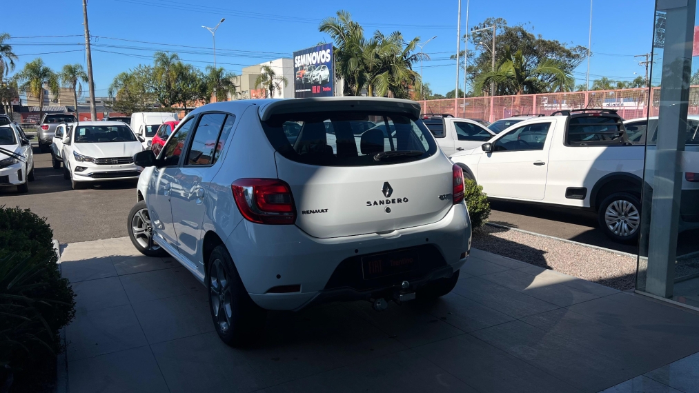 renault sandero 1.0 12v sce flex gt line manual 4p 2020 renault sandero 1.0 12v sce flex gt line manual 4p 2020