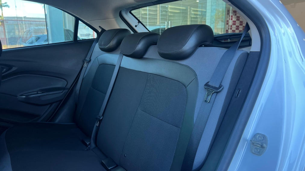 chevrolet onix 1.4 mpfi activ 8v flex 4p automatico 2019 chevrolet onix 1.4 mpfi activ 8v flex 4p automatico 2019