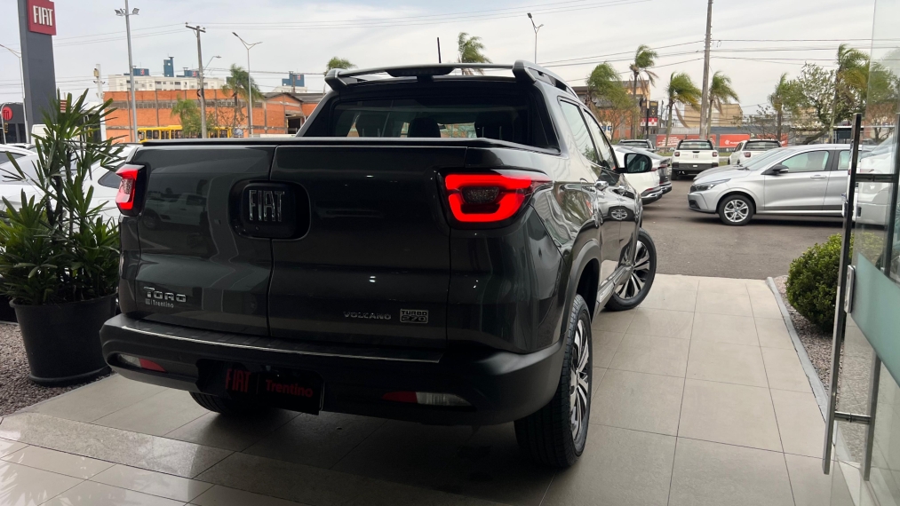 fiat toro 1.3 turbo 270 flex volcano at6 4p automatico 2023 fiat toro 1.3 turbo 270 flex volcano at6 4p automatico 2023
