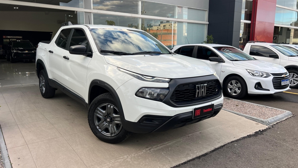 fiat toro 1.3 turbo 270 flex endurance at6 4p automatico 2024 fiat toro 1.3 turbo 270 flex endurance at6 4p automatico 2024