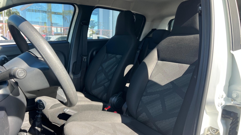 fiat mobi 1.0 evo flex like. manual 4p 2023 fiat mobi 1.0 evo flex like. manual 4p 2023