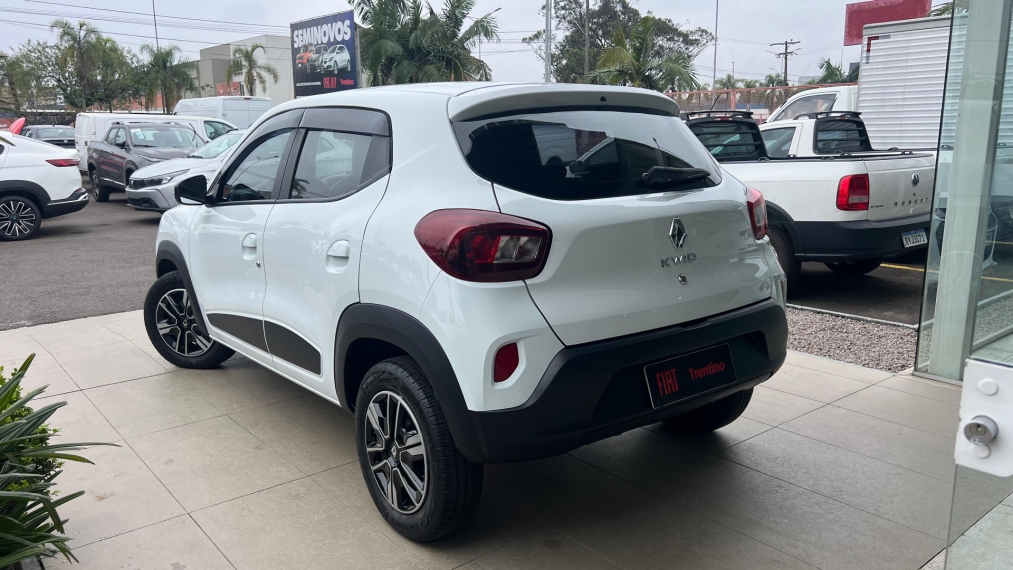 renault kwid 1.0 12v sce flex intense manual 4p 2023 renault kwid 1.0 12v sce flex intense manual 4p 2023