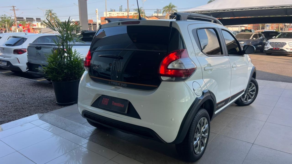 fiat mobi 1.0 evo flex trekking manual gasolina 4p 20251