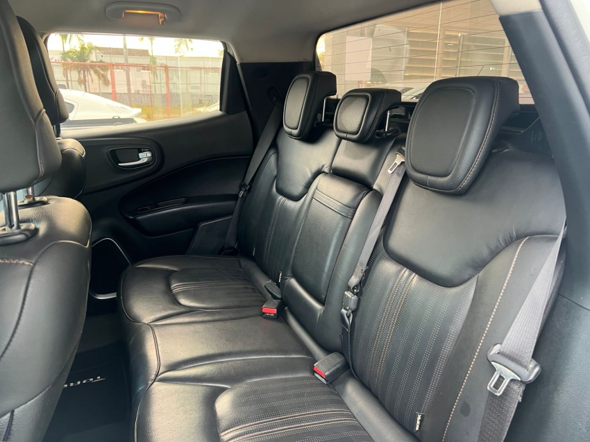 fiat toro 2.0 16v turbo diesel volcano 4wd at9 4p automatico 201911