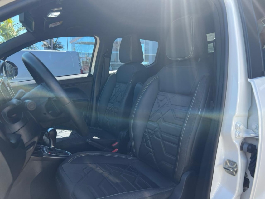 fiat strada 1.3 firefly flex volcano cd cvt 4p automatico 202311