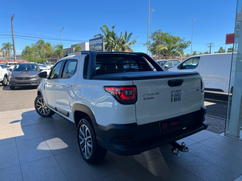 fiat strada 1.3 firefly flex volcano cd cvt 4p automatico 20232