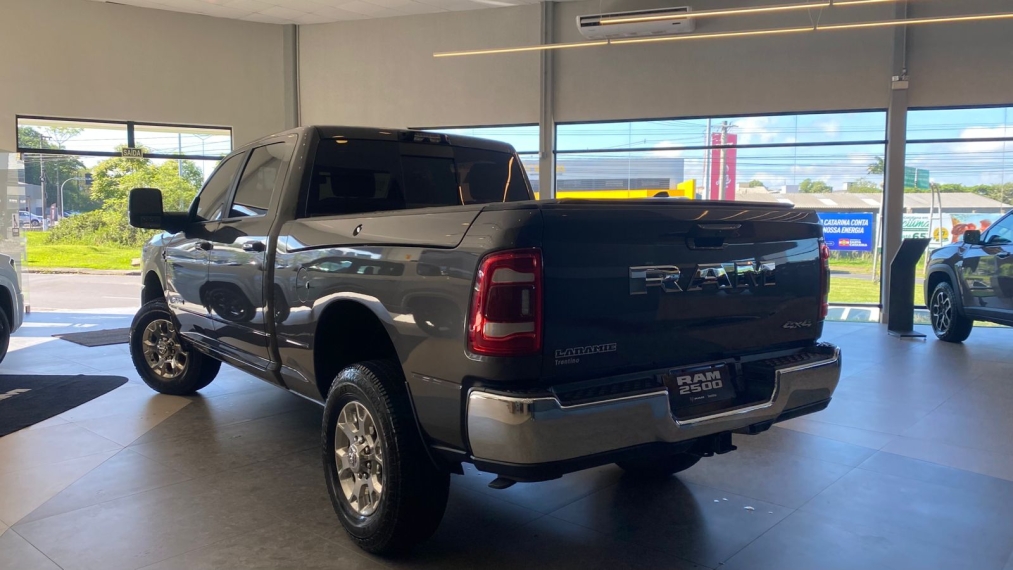 ram 2500 6.7 i6 turbo diesel laramie cd 4x4 automatico 4p 20241