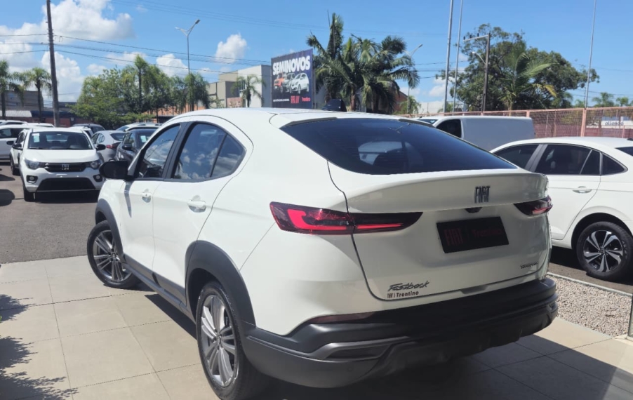 fiat fastback 1.0 turbo 200 flex cvt 4p automatico 20251