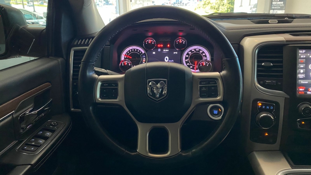 ram classic 5.7 v8 gasolina laramie cd 4x4 automatico 4p 20235