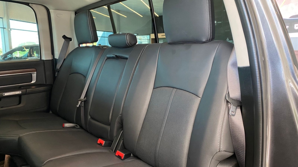 ram classic 5.7 v8 gasolina laramie cd 4x4 automatico 4p 202310