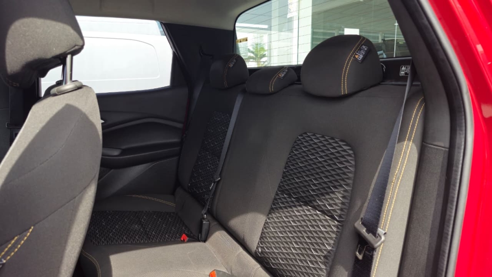 chevrolet montana 1.2 turbo flex lt manual 4p 202412